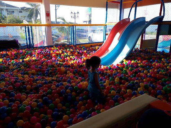 Porto Plaza Shopping