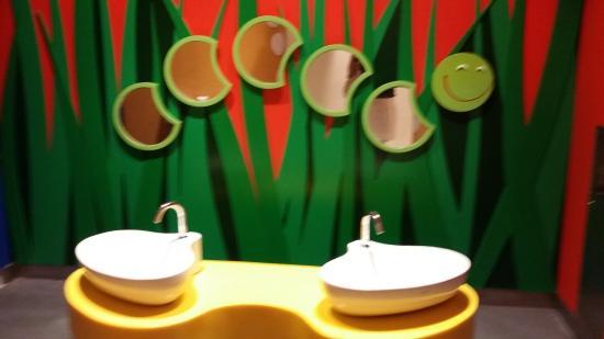 Westgate Shopping Mall