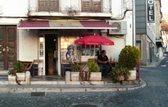 Restaurante O Solar Rosa do Lis