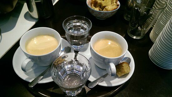 Die Genussstation Alex. T & Die Blumenbinder