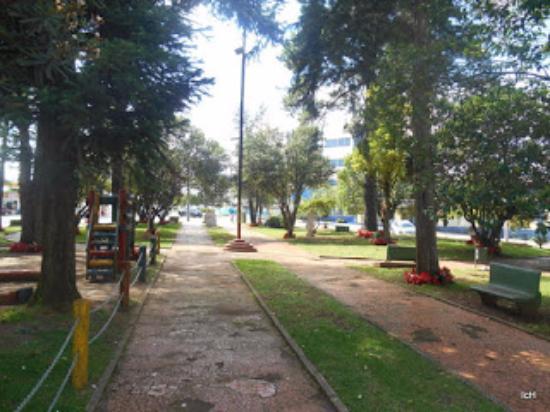 Praça Candido Carneiro Junior