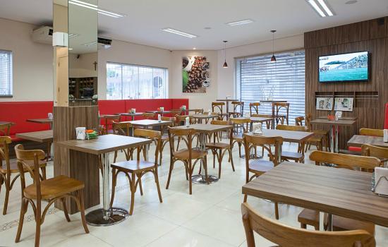 Padaria E Confeitaria Favaretto