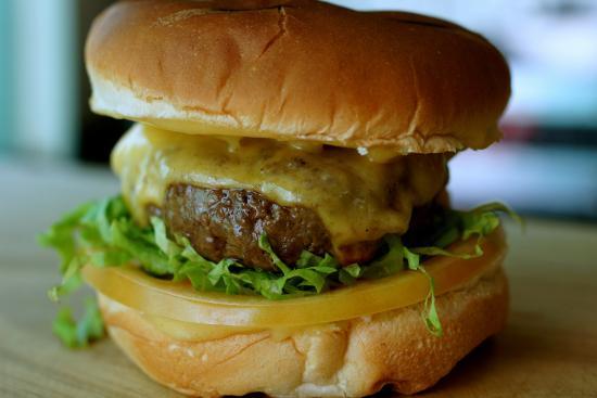 The Captain Hamburguer & Conveniencia