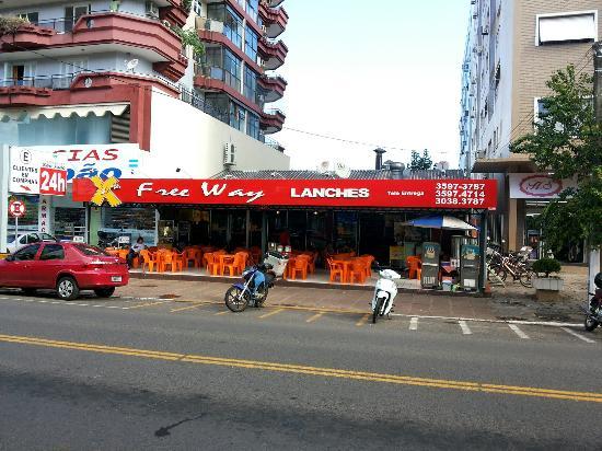 Free Way Lanches