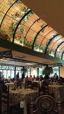 Los Varietales Restaurant