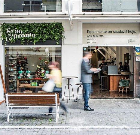 Empório Doll e Café