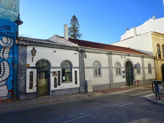 Casa Manuel Teixeira Gomes
