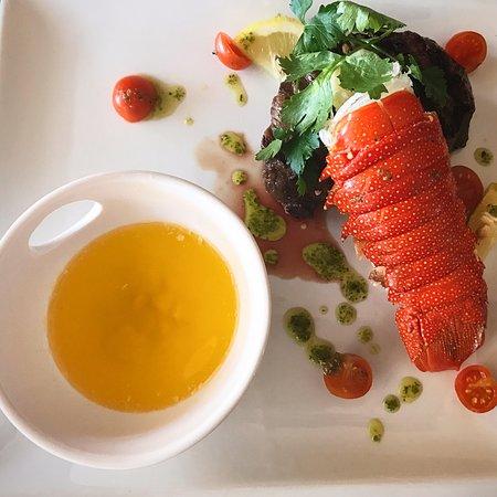 Creole- Food and Arts Restaurant