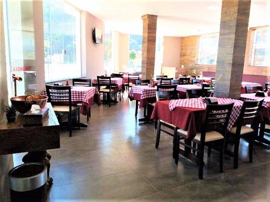 Cantina Fogão de Lenha