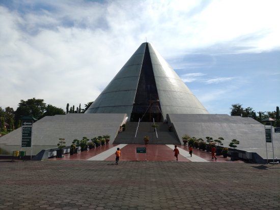 Monumento Yogya Kembali