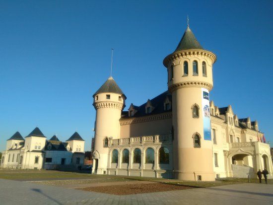 Museo Municipal de Arte En Vidrio