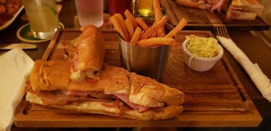 Joe's Island Kitchen