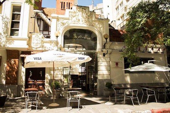 Castillo Pittamiglio by Baps