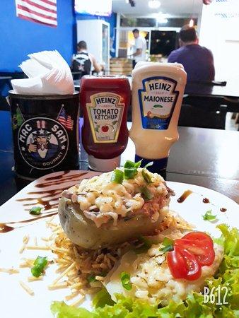 Mac Sam Burger Gourmet