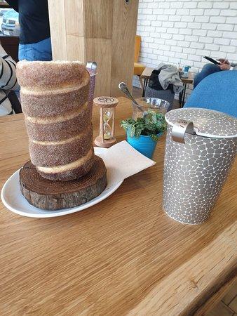 Pause Coffee & Kurtos