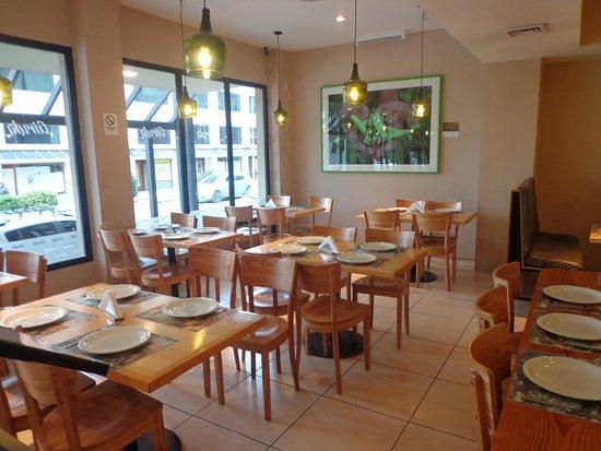 Girula Pizza & Pasta