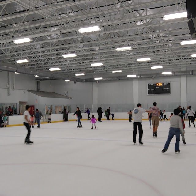 Scott Rakow Youth Center