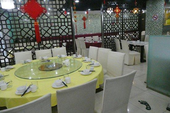 Z-Dragon Restaurant