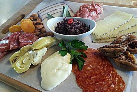 Pinch Me Gastrobar & Market