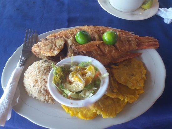 Dialuz Vergara Castro Restaurante Viejo Muelle