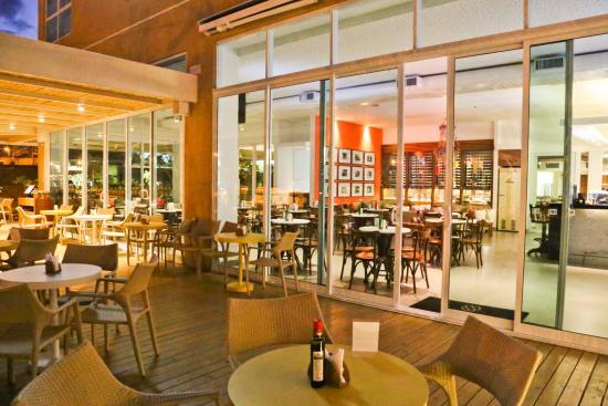 Maria Azeittona Bar e Snooker