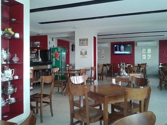 Iris E Francisco Restaurante Cafe