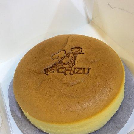 Mr. Shizu Freshly Baked Cheesecake