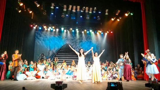 Teatro Plácido de Castro