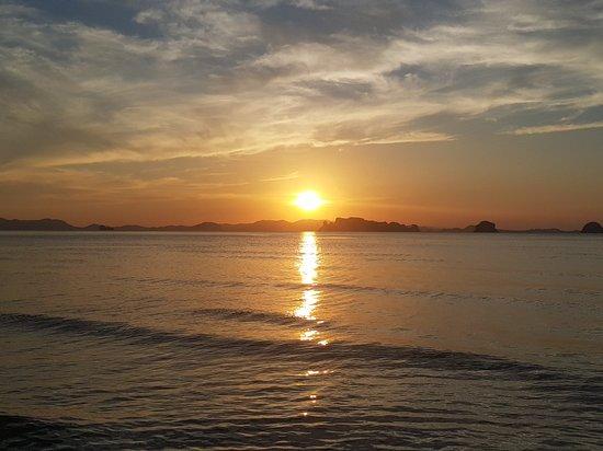 Praia de Tubkaek