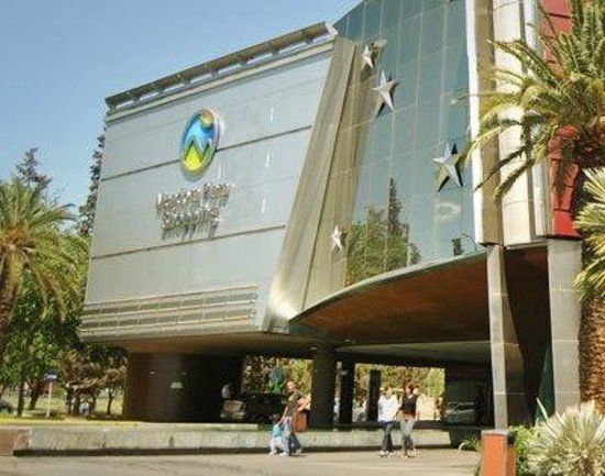 Centro Comercial Mendoza Plaza
