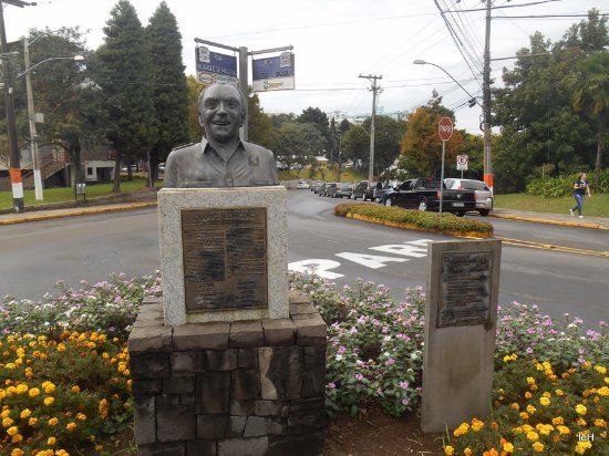 Estátua de Leonel Brizola