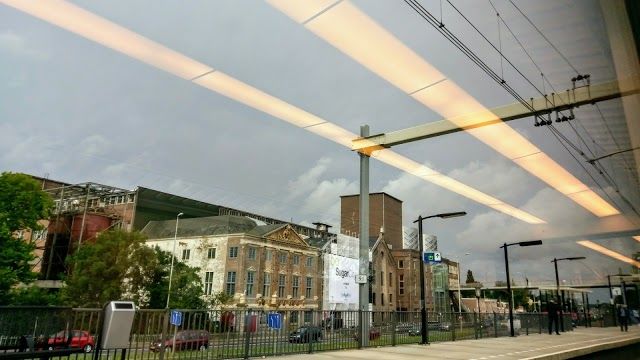 Halfweg-Zwanenburg railway