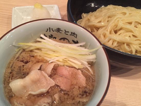 Komugitoniku Momonoki