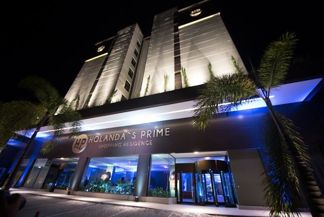 Holanda's Prime Shopping Residence
