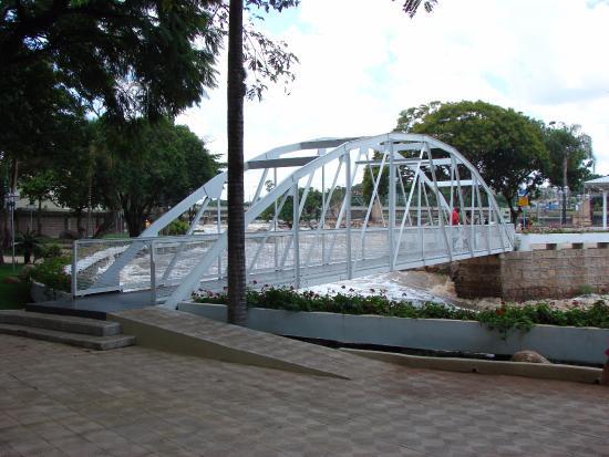 Monumento os Enamorados