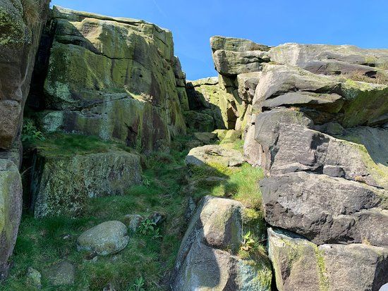 Almscliffe Crag