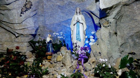 Gruta Nossa Senhora de Lourdes