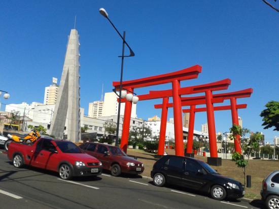 Praça Tomi Nakagawa