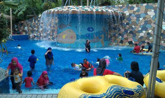 Wet World Water Park Shah Alam