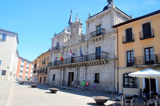 Plaza Ayuntamiento