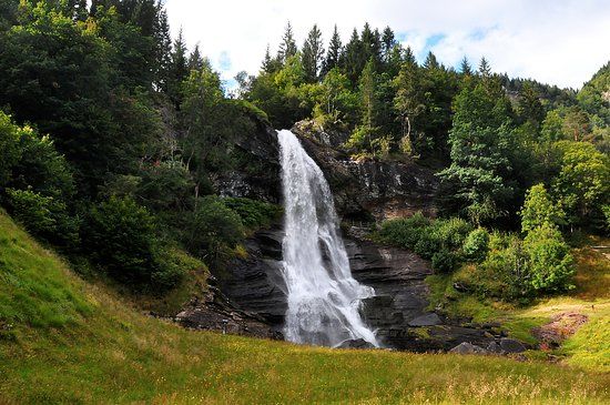 Cascata de Steinsdalsfossen