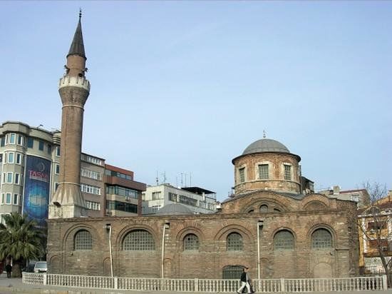 Mesquita Fenari Isa