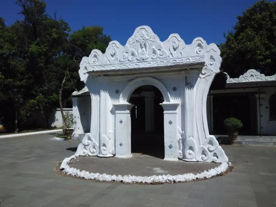 Keraton Kasepuhan Cirebon