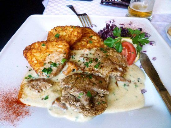 Várkapu and Pension