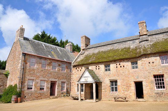 Hamptonne Country Life Museum