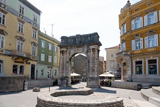 Arco dos Sérgios