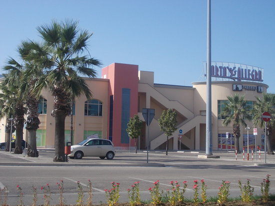 Centro Comercial Porto Allegro