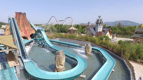 Parque de Diversões Rainbow MagicLand