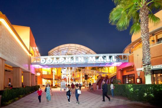 Centro Comercial Dolphin Mall