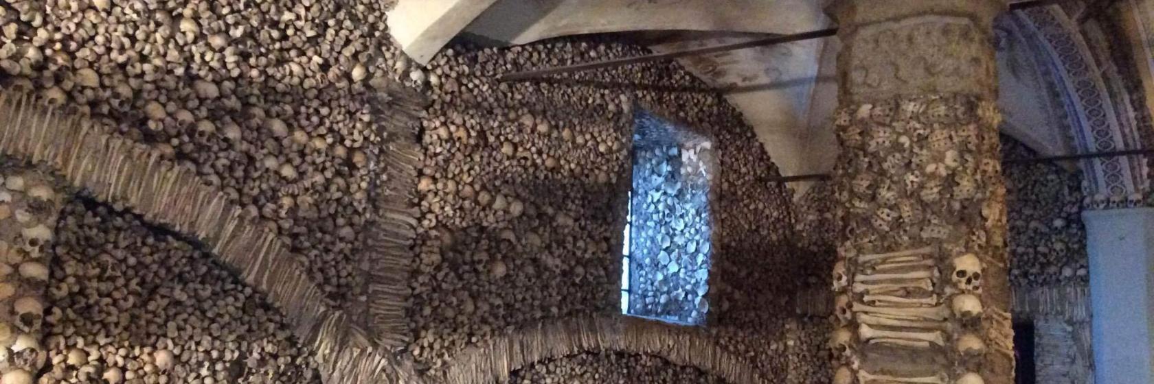 Capela dos Ossos